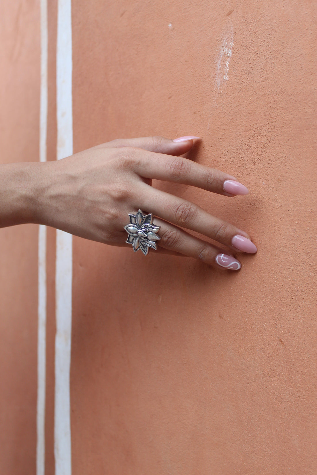 SILVER LOTUS OXIDIZED RING