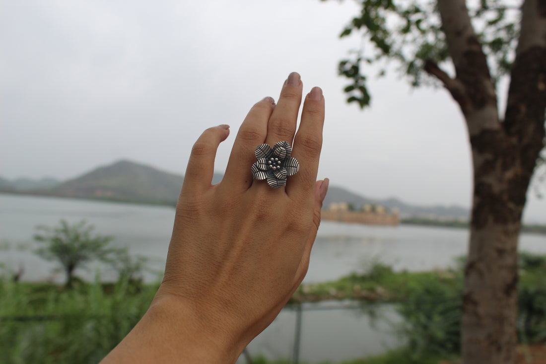 silver double flower ring
