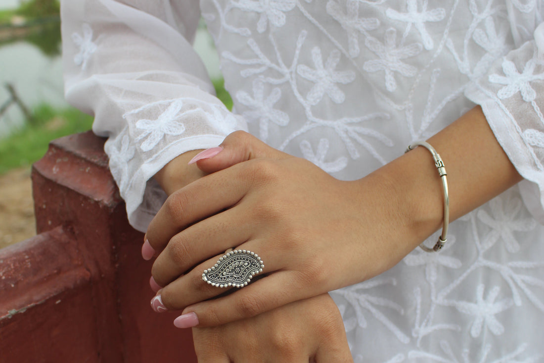 silver ambika ring