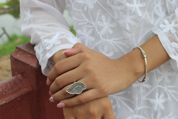 silver ambika ring