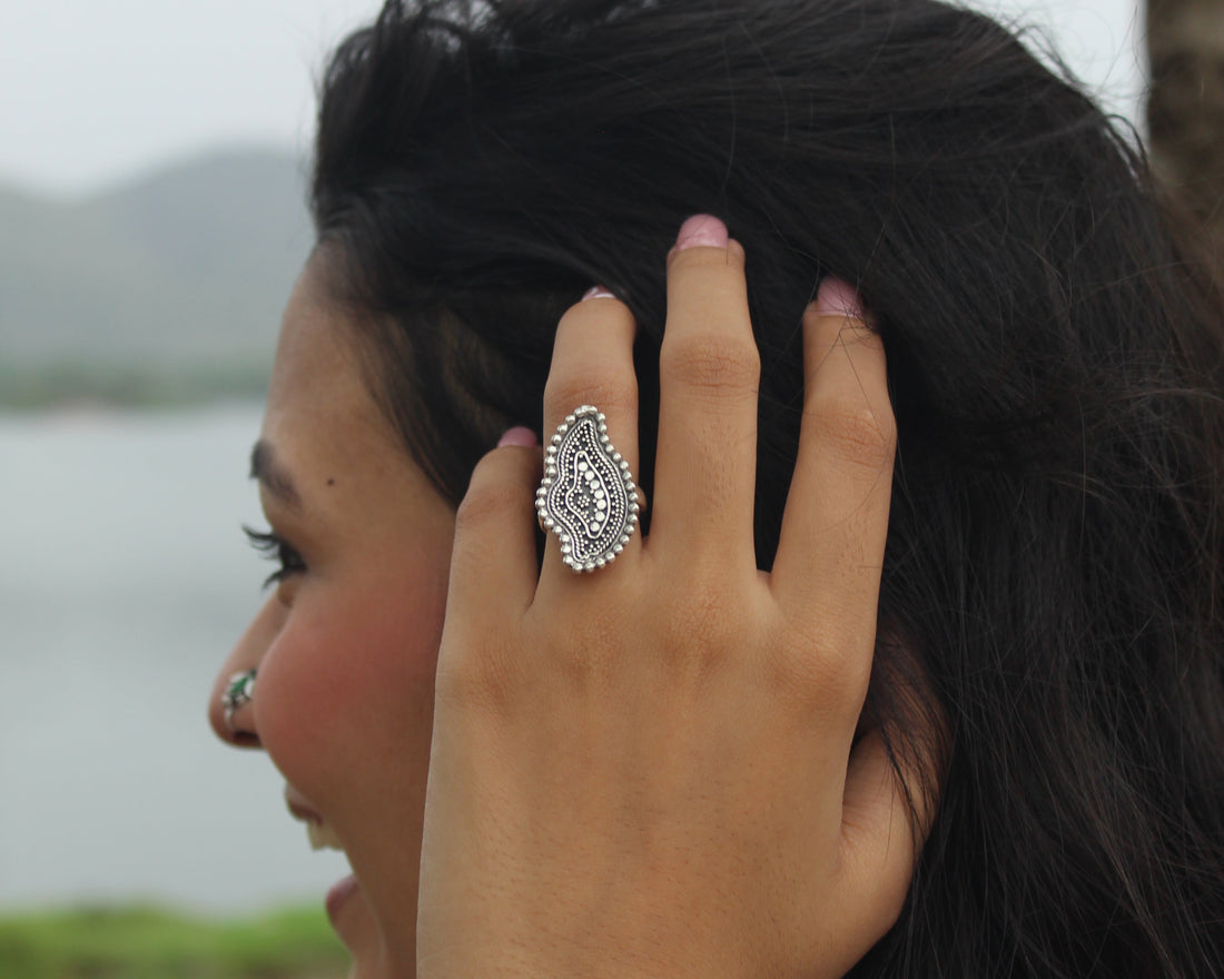 silver ambika ring
