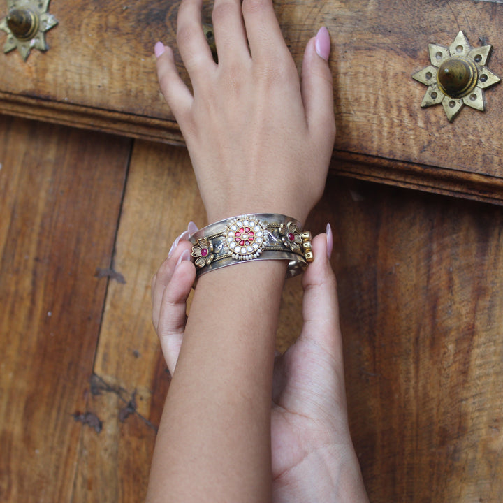 Dual Tone Heritage Bangle