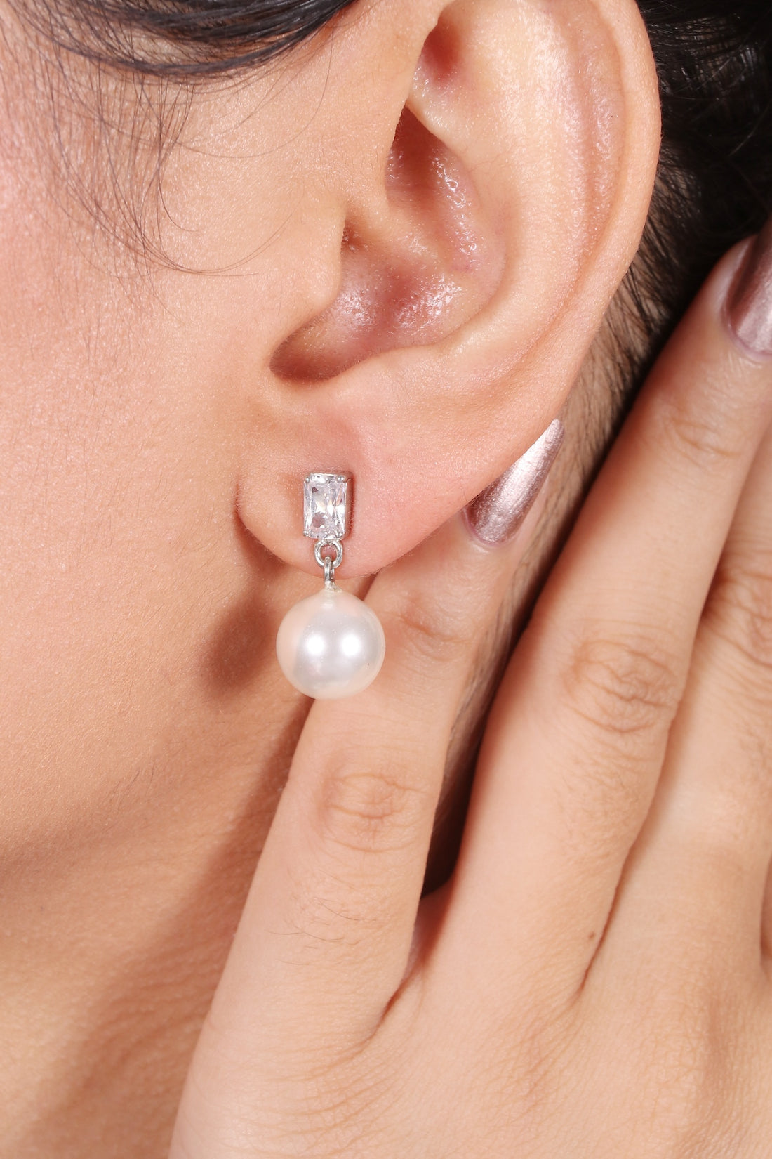 Silver Daily Wear Pearl Earrings