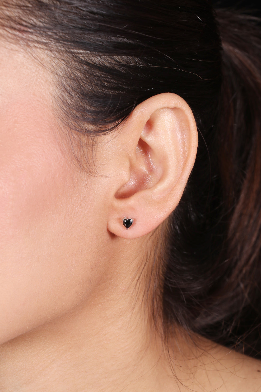 Silver Black Hearted Stone Studs