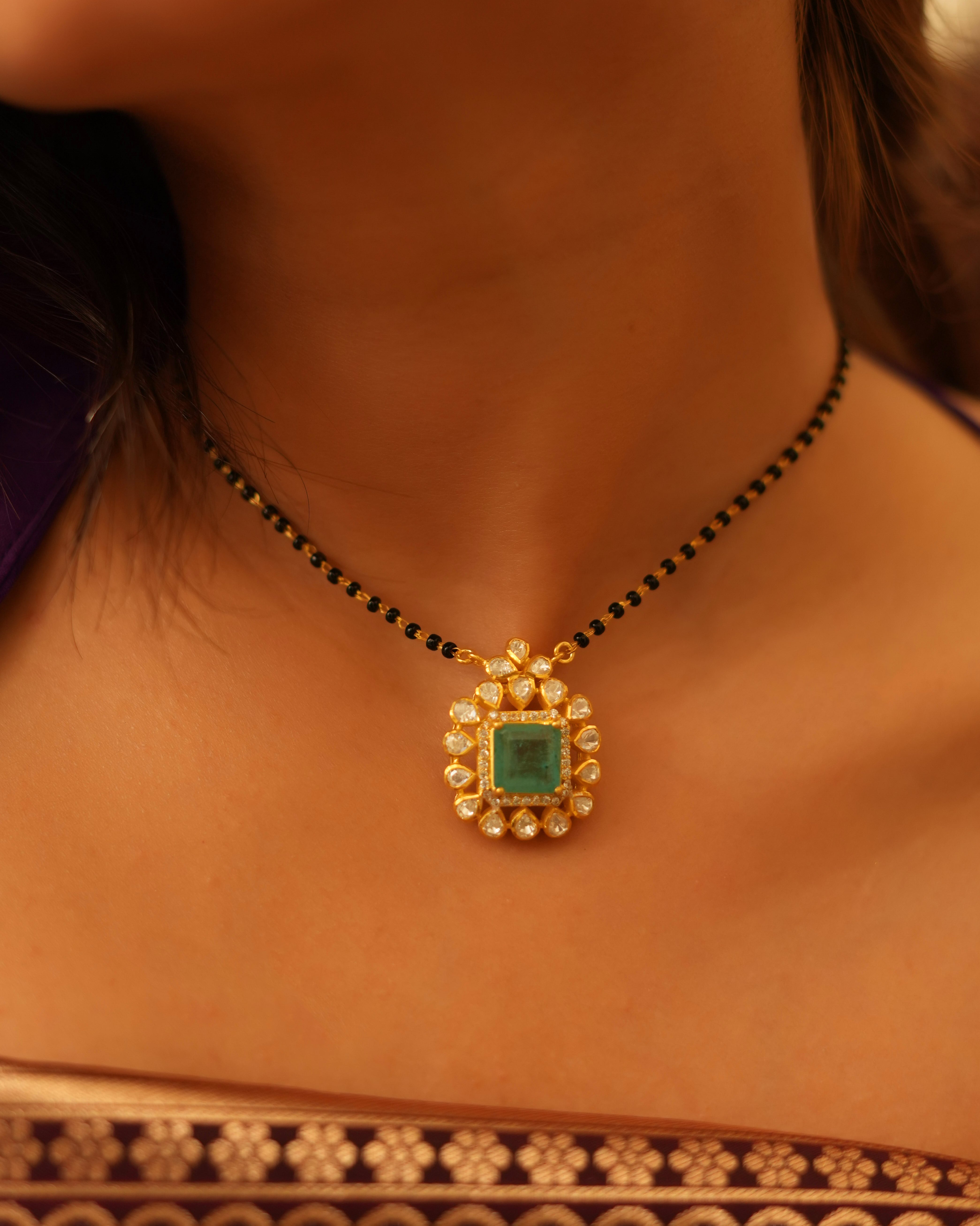 Minimal Silver Mangalsutra with Emerald Polki Accents