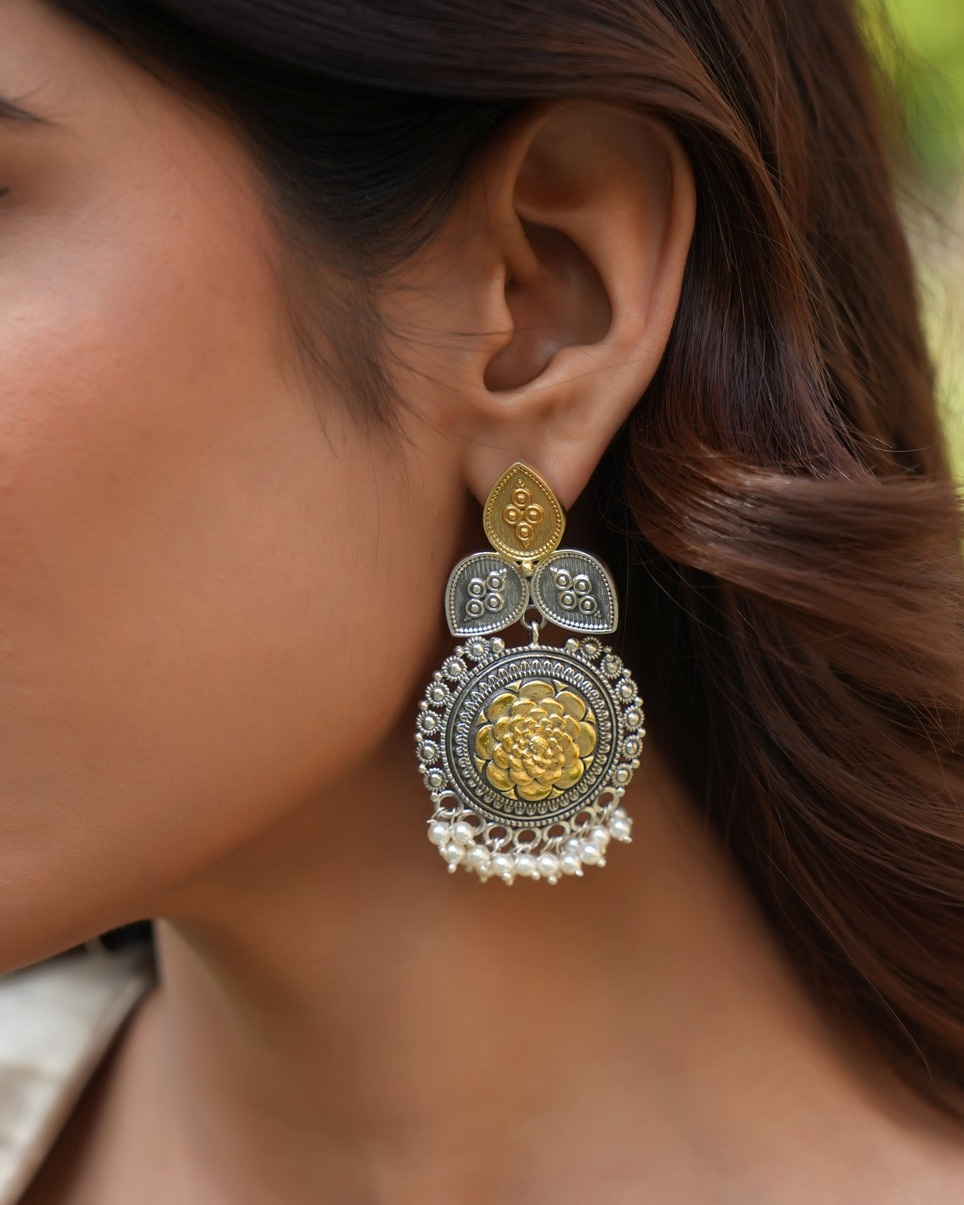 Dual_Tone_Silver_Earrings_3