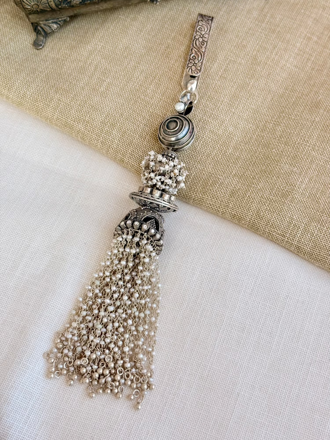 Silver Oxidised Key Ring With Pearls