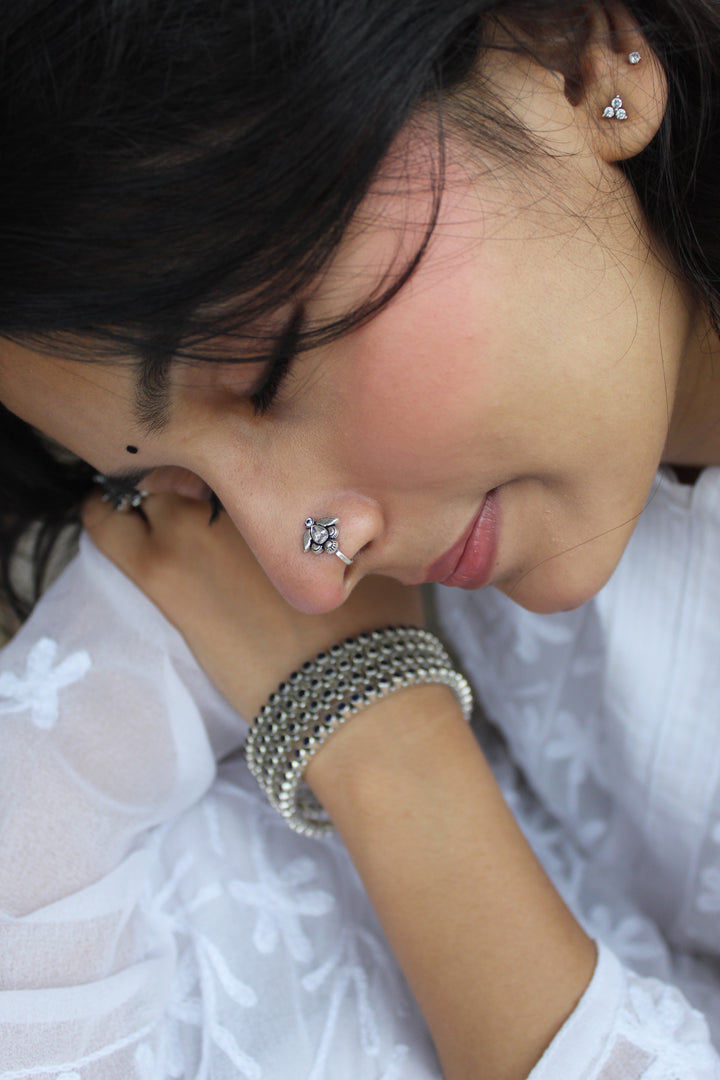 Silver White Stone Nosepin