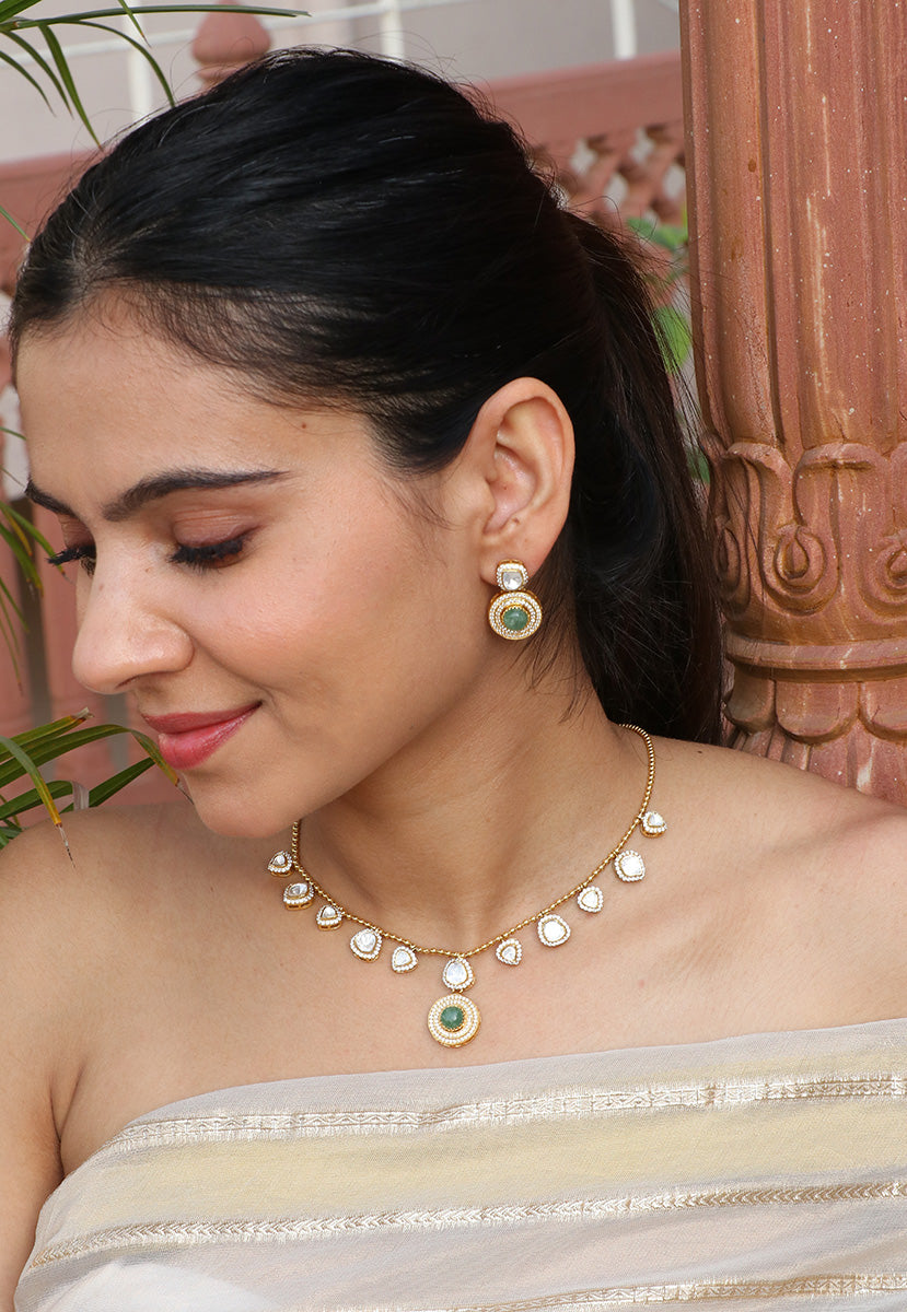 Minimal Green Necklace Set