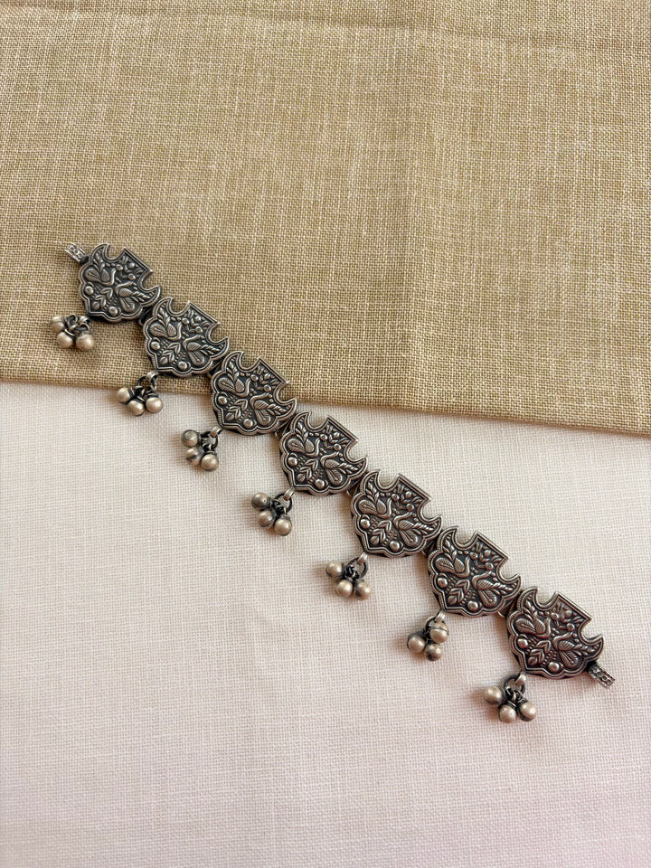 Silver Antique Pear-Shape Choker