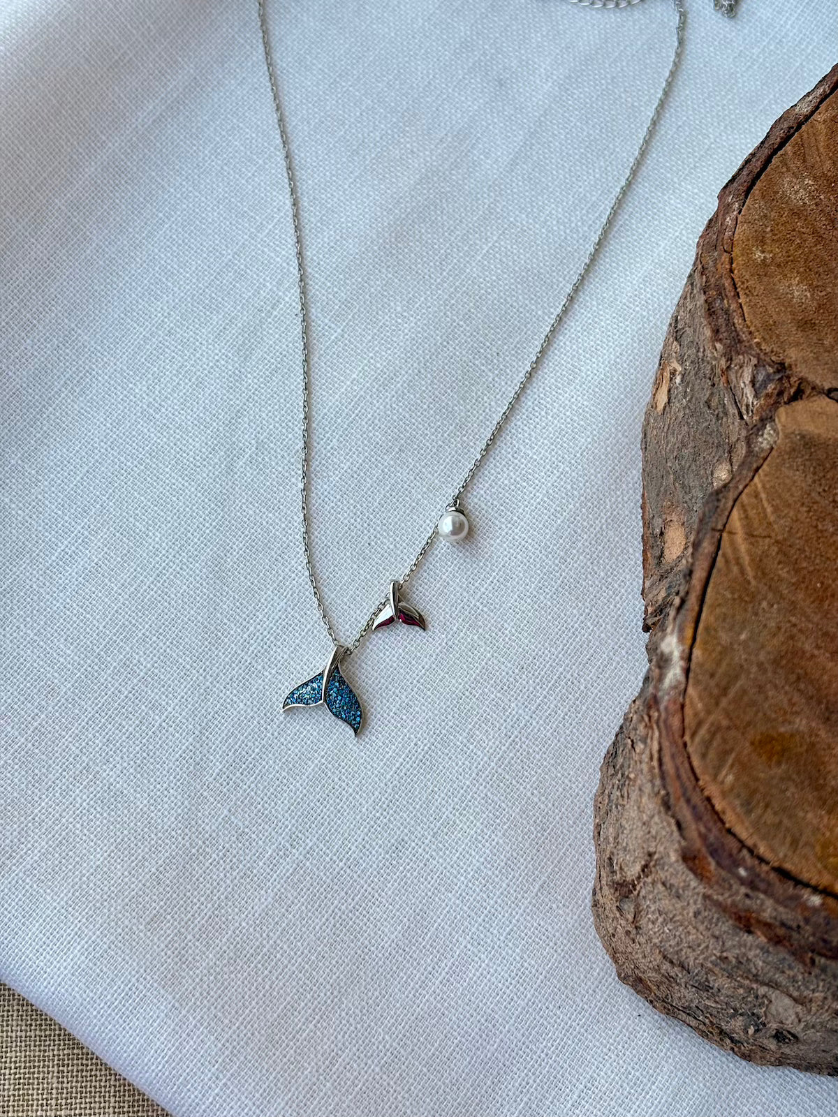 Silver Mermaid Tail Pearl Necklace (With Chain)