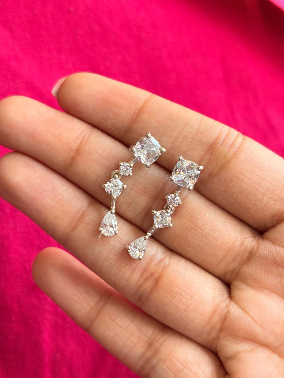 Silver Minimalist Designer Necklace Set (With Chain)