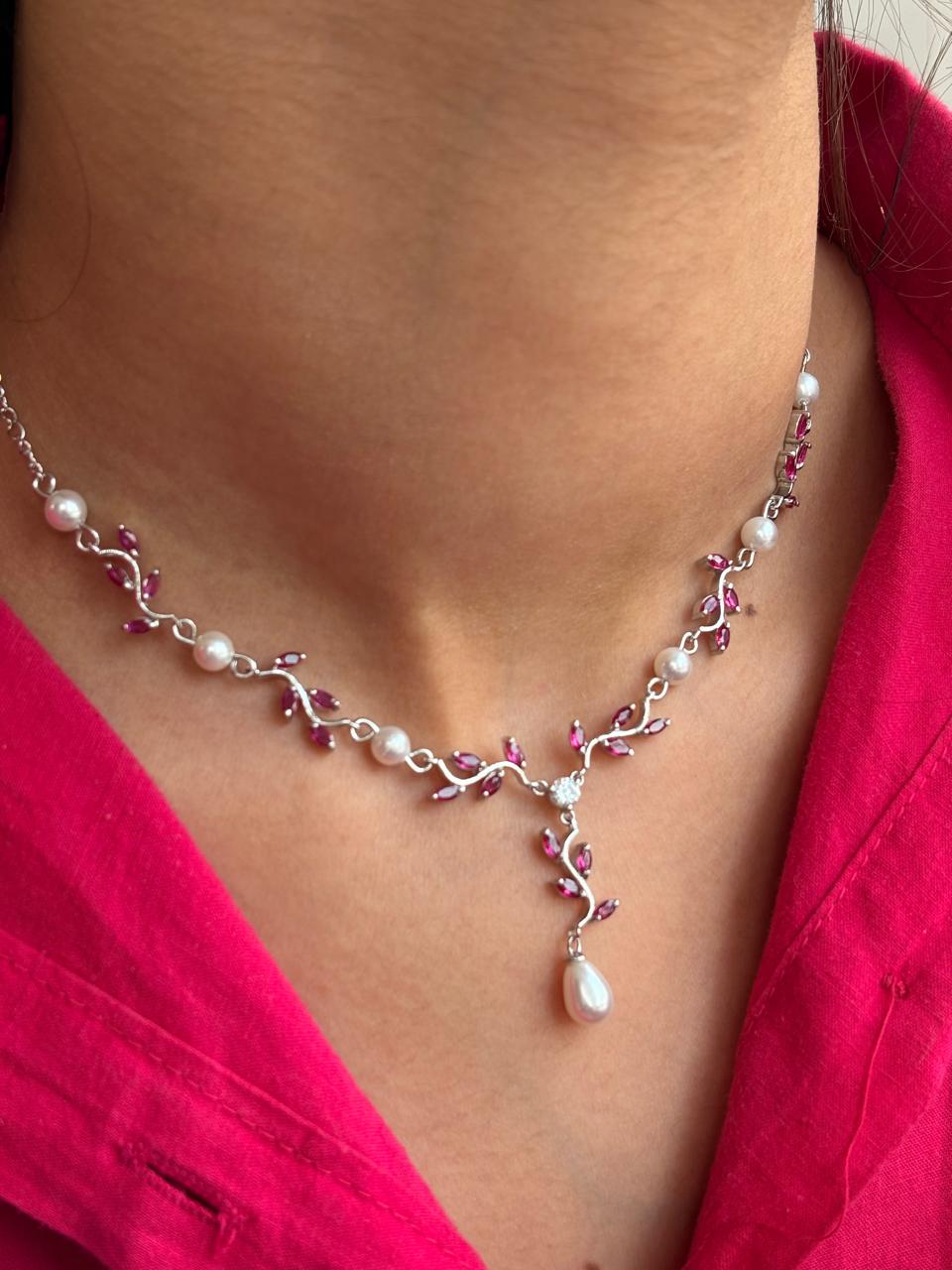 Silver Minimalist Pearl Necklace Set (With Chain)
