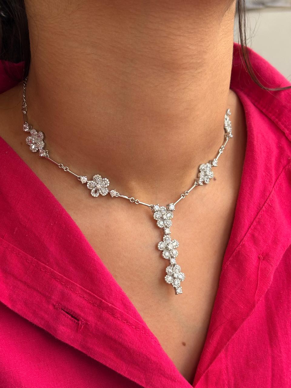 Silver CZ White Stone Flower Necklace Set (With Chain)