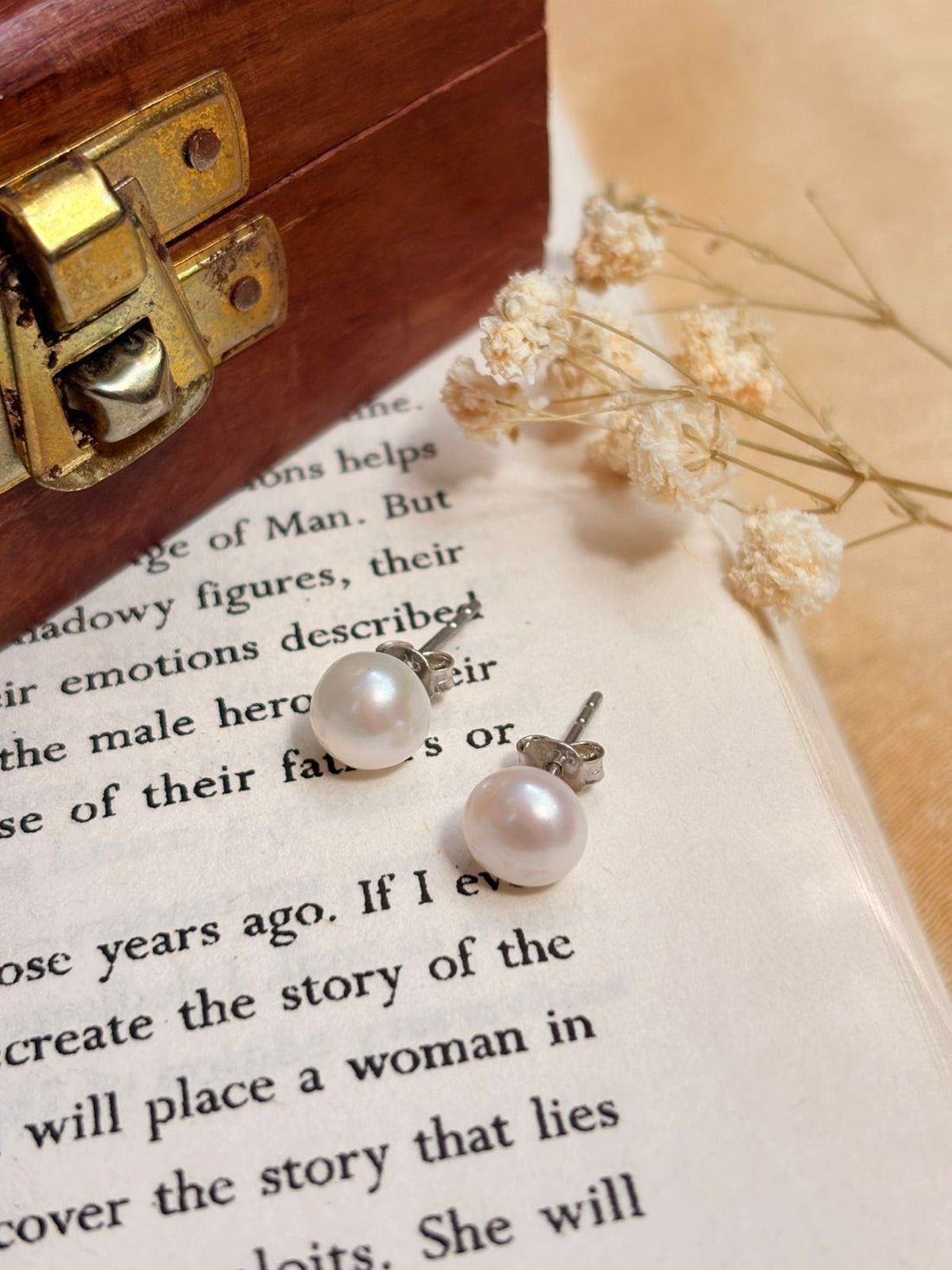 Silver Pearl Earrings