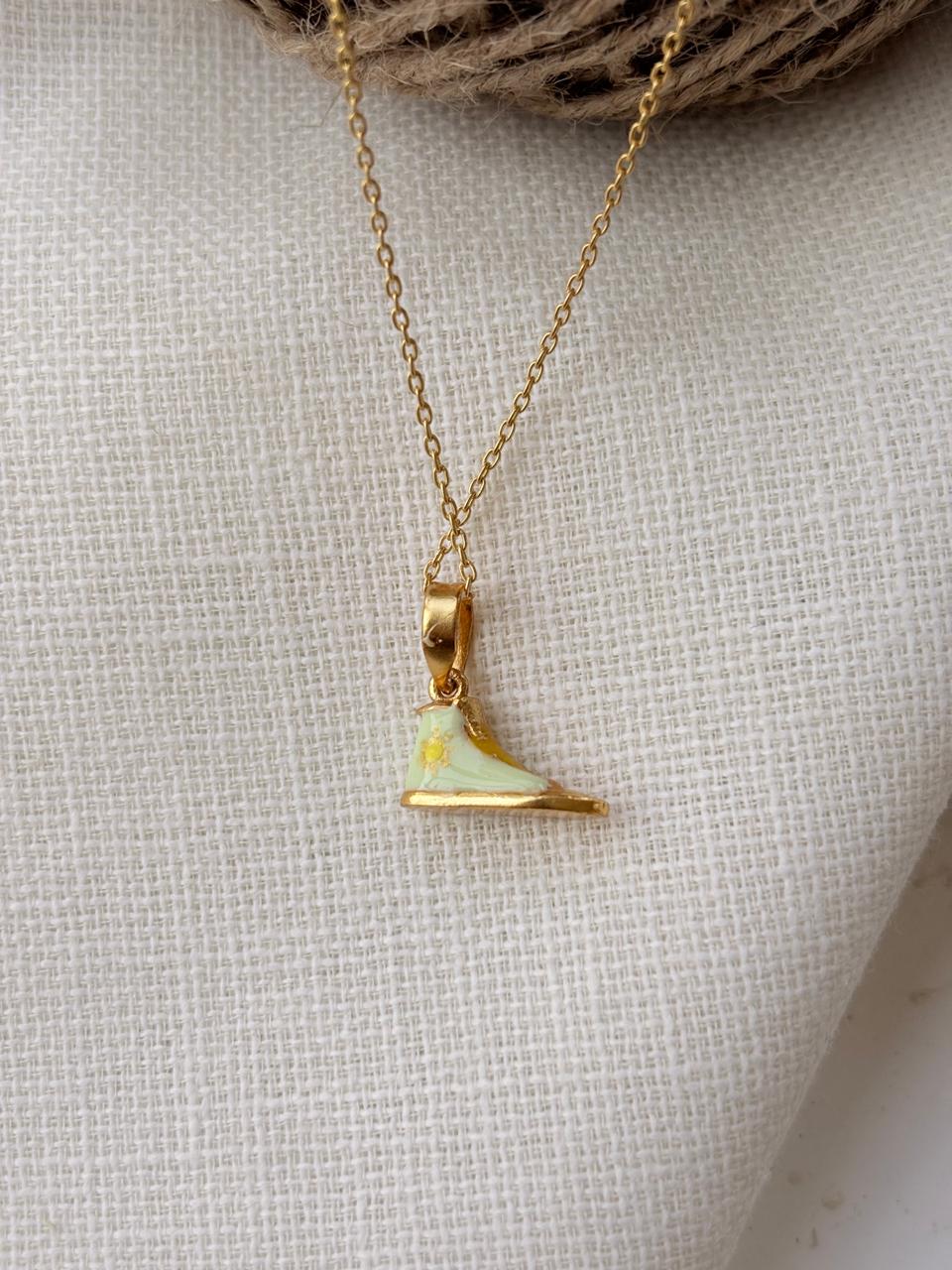 
Gold Plated Green Shoe Pendant Without Chain
