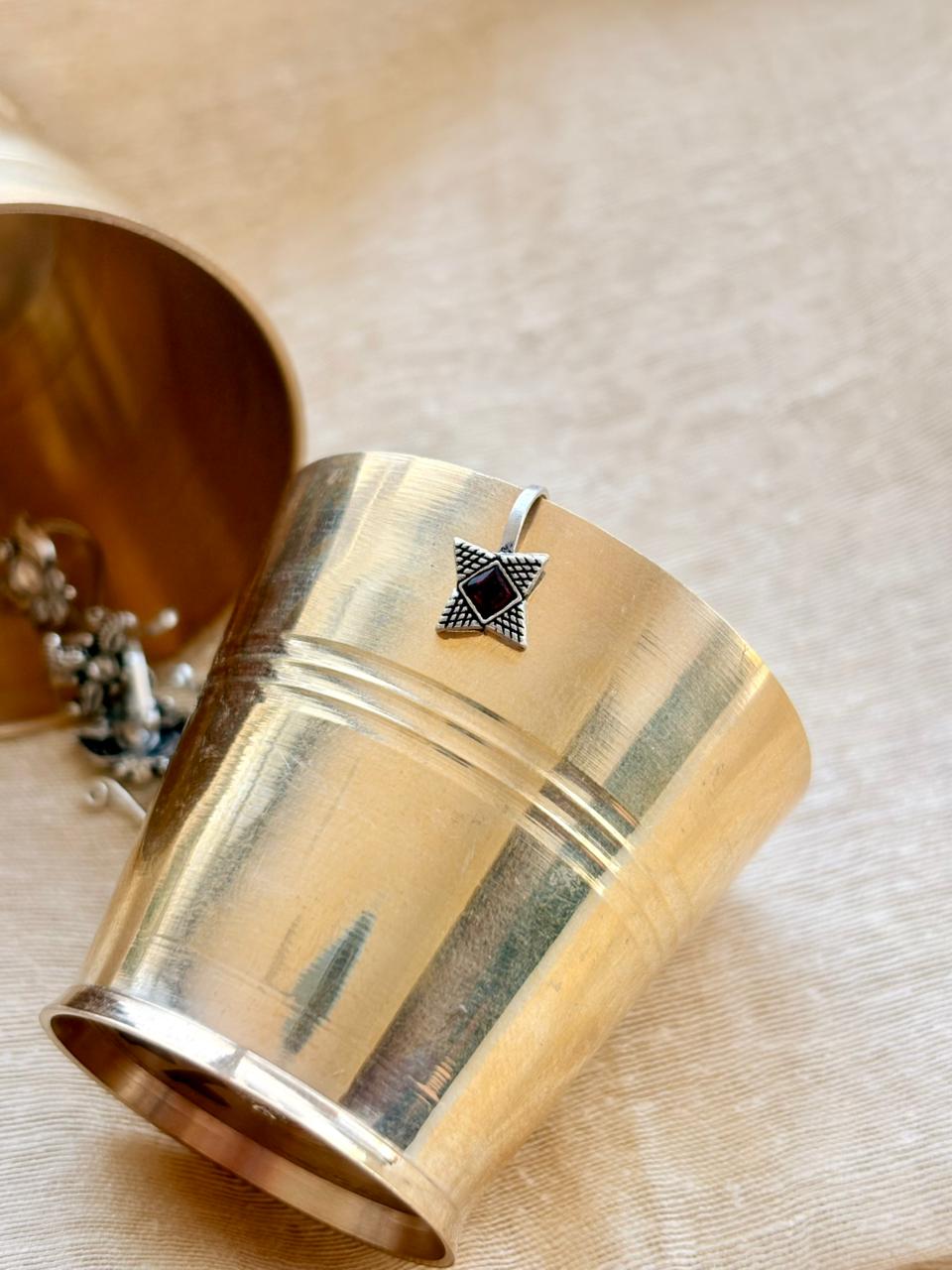 Silver Star Nosepin (Press on)