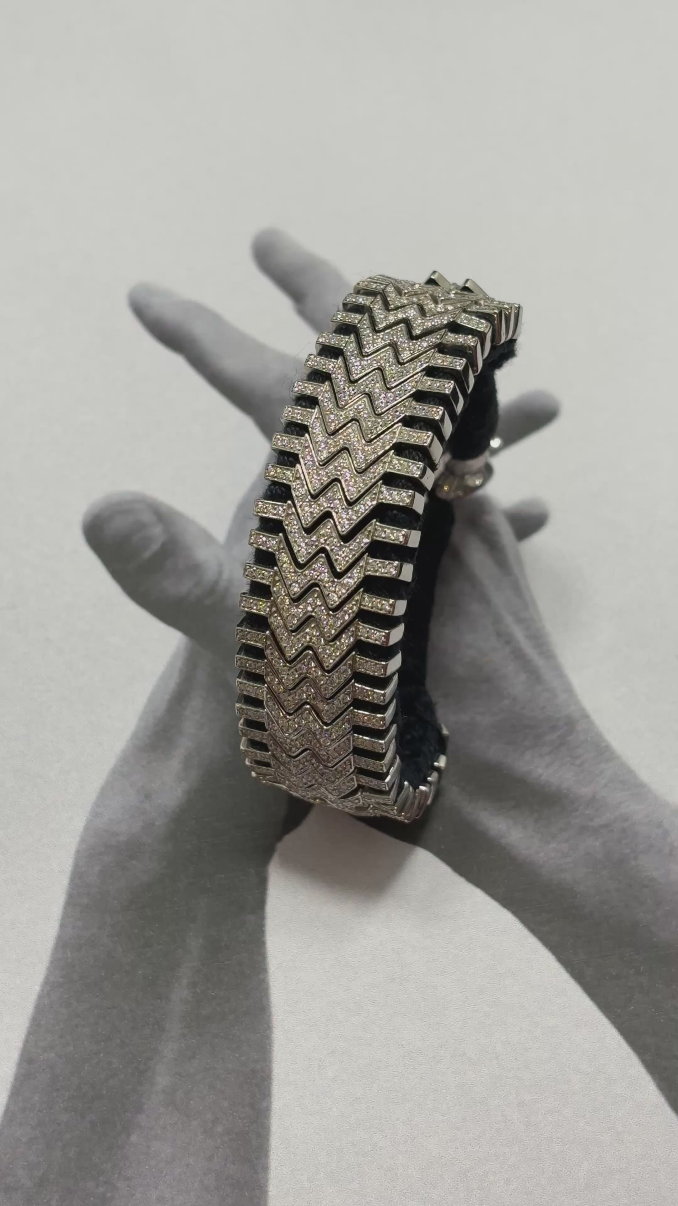 Silver Shiny Thread Bracelet