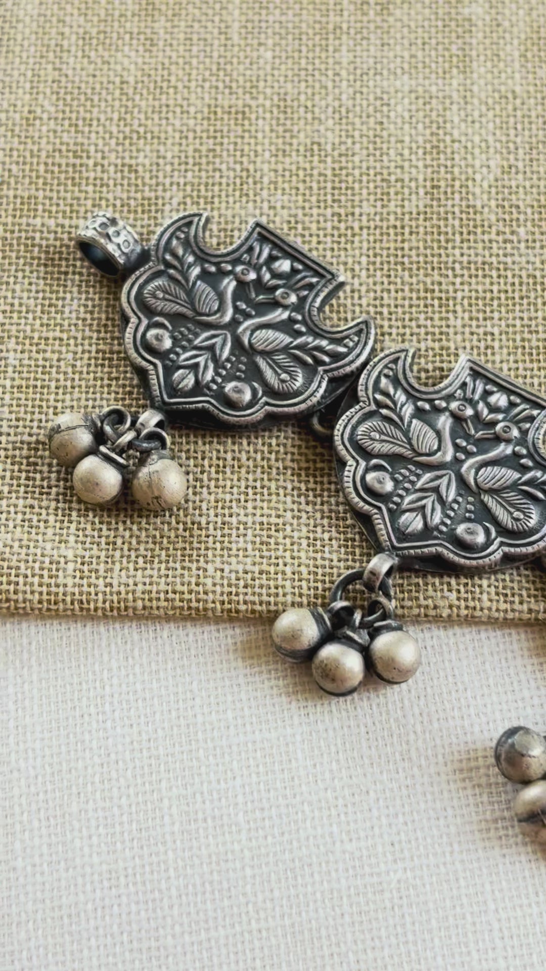 Silver Antique Pear-Shape Choker